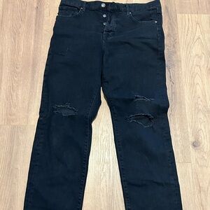 Black Distressed Jeans
